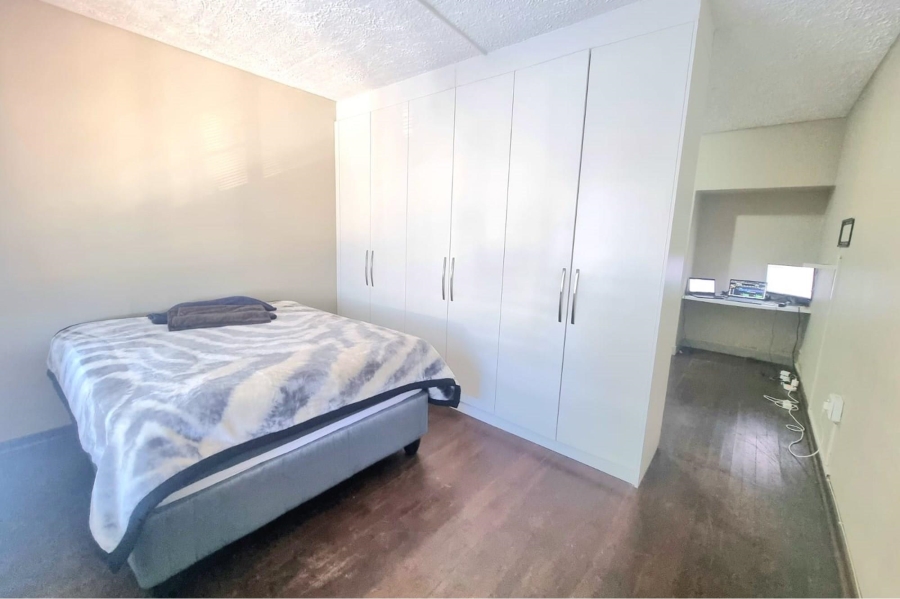 1 Bedroom Property for Sale in Quigney Eastern Cape